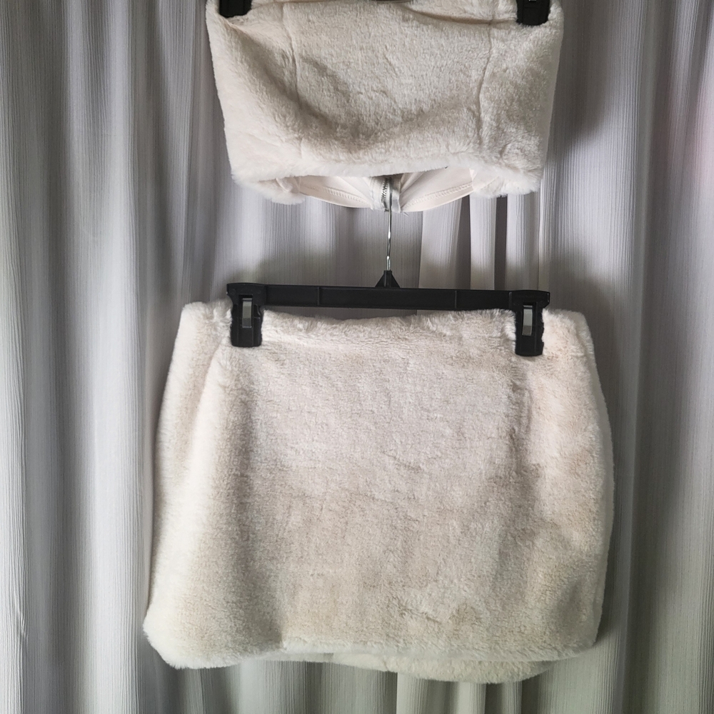 Forever 21 White Mini Skirt Set